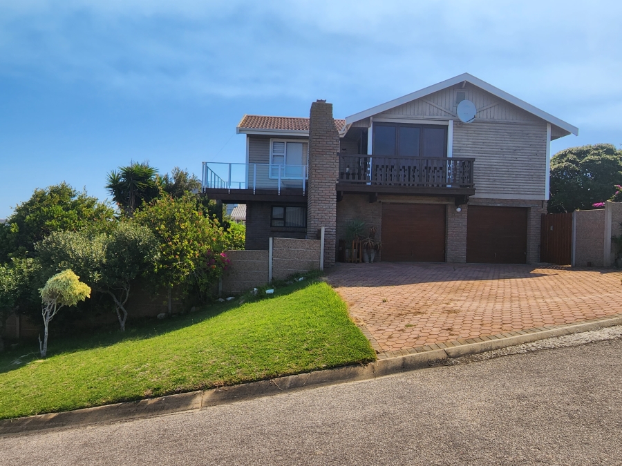 4 Bedroom Property for Sale in Dana Bay Western Cape